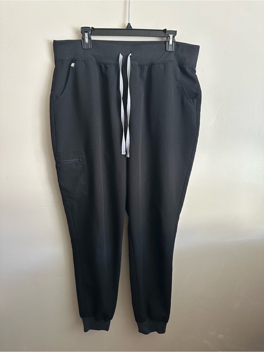 Figs Technical Collection Black Joggers with Drawstring Scrubs SZ XXL T